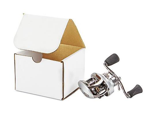 4 3 / 8 x 4 3 / 8 x 3 1 / 2 White Indestructo Mailers