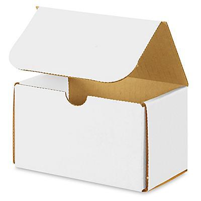 5 1 / 2 x 3 1 / 2 x 3 1 / 2 White Indestructo Mailers