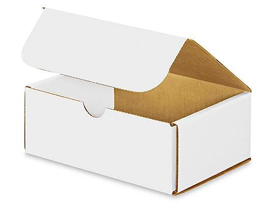 6 1 / 2 x 4 7 / 8 x 2 5 / 8 White Indestructo Mailers