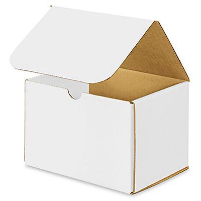 7 x 5 x 5 White Indestructo Mailers